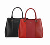 Croco-laukusta on kaksi väriä, musta ja punainen.